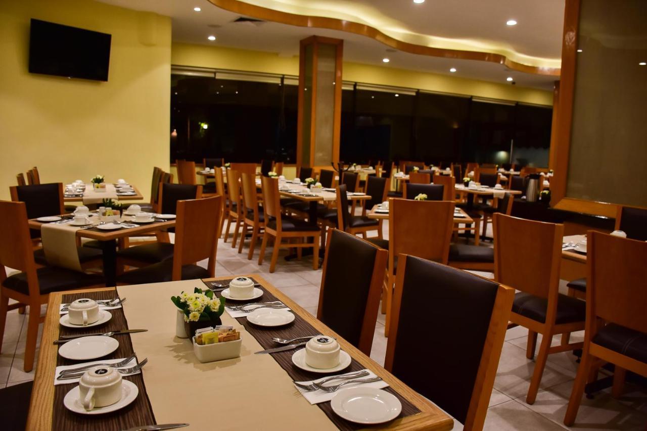 Hotel Guadalajara Plaza Ejecutivo Zapopan Esterno foto