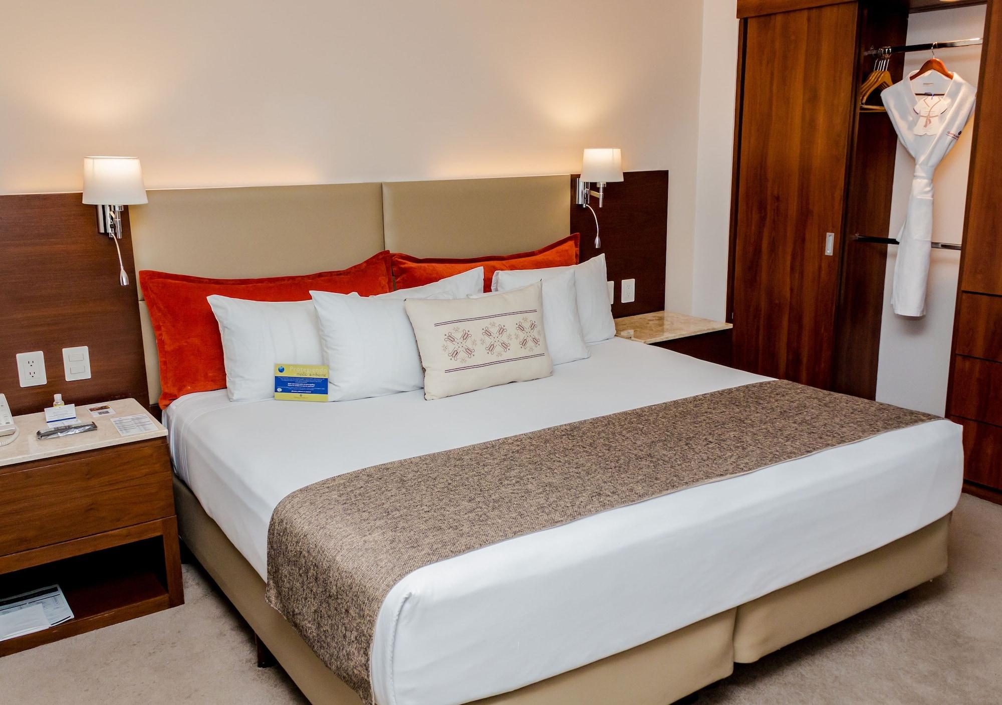 Hotel Guadalajara Plaza Ejecutivo Zapopan Esterno foto